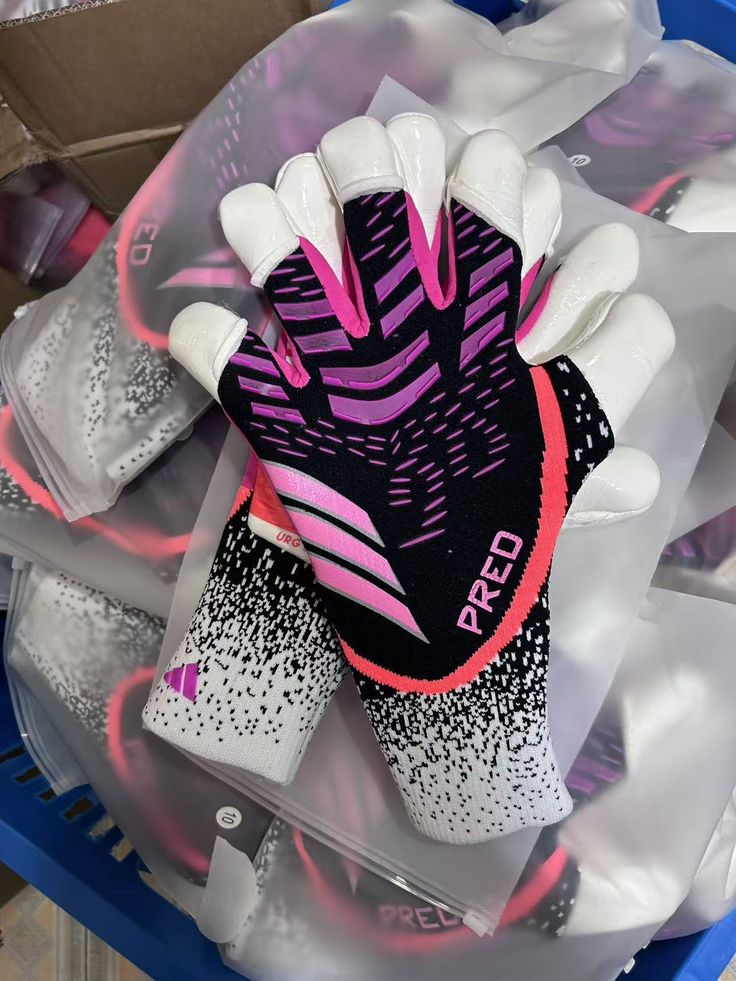 Umbro Fingersave Gloves